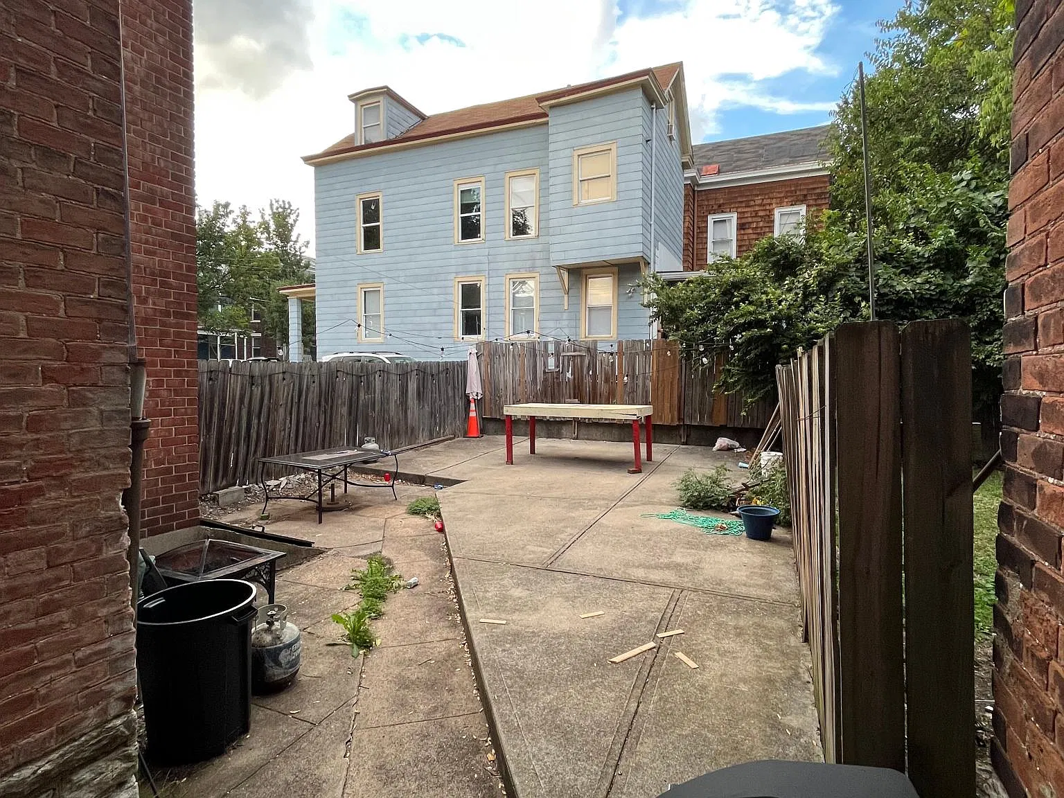 324 Warner St — Photo 4