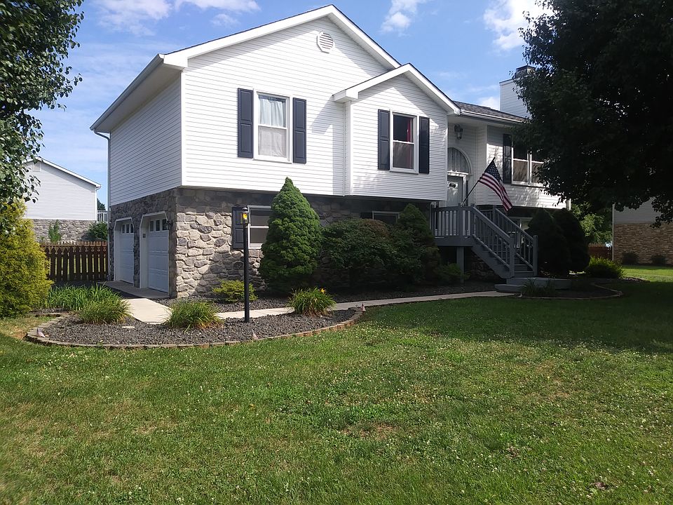 1st image of 2546 Barnaget Dr