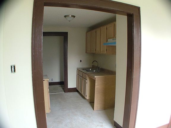 2nd image of 308 E Springdale Ave