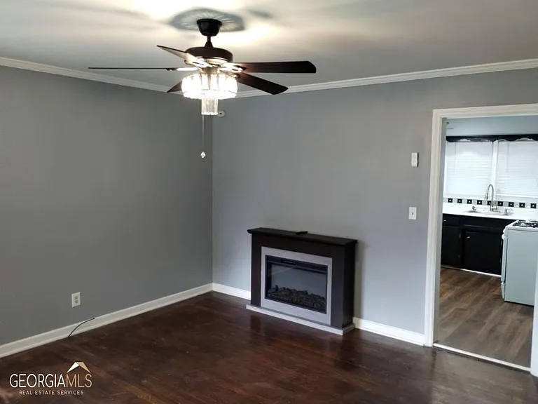 1405 Elizabeth Ln #B — Photo 6