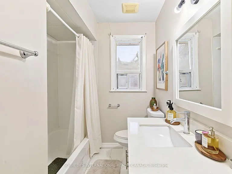 957 Beechwood Ave #UPPER — Photo 14