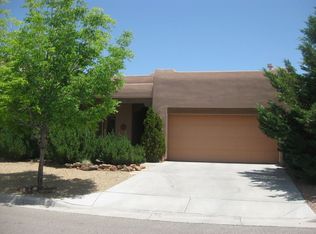 4738 Highlands Loop, Santa Fe, NM 87507