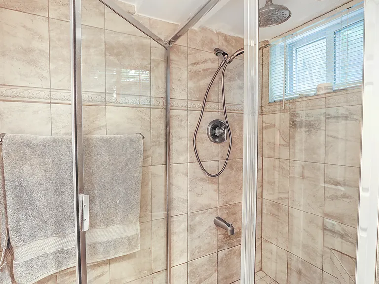 3539 Porter St NW — Photo 15