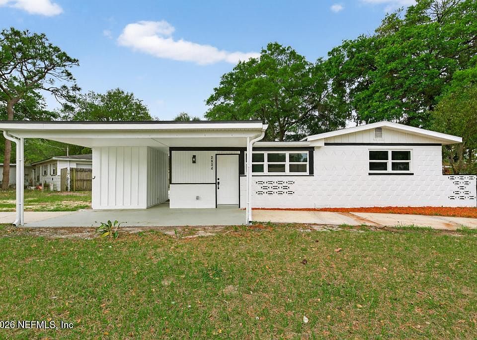 1st image of 2934 STONEHURST Road W