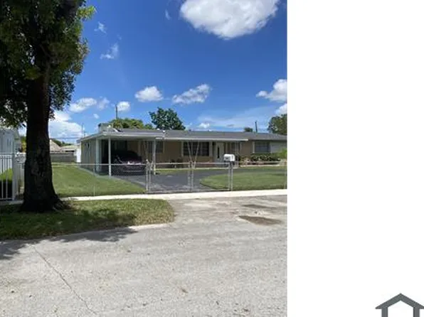 467 W 43rd Pl, Hialeah, FL 33012
