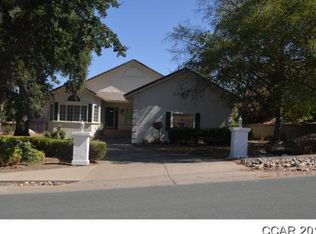 201 Saint Andrews Rd, Valley Springs, CA 95252