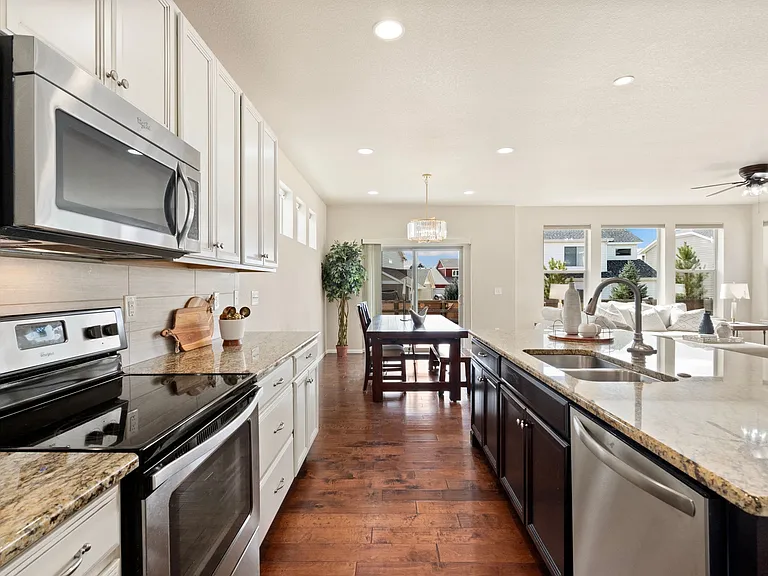 2270 Vermillion Creek Dr — Photo 8