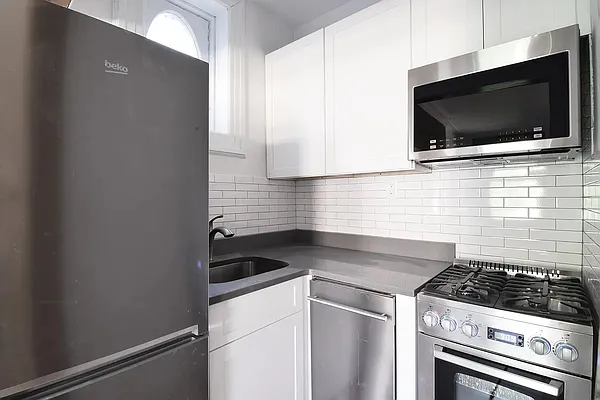 Rented by Corcoran | media 8