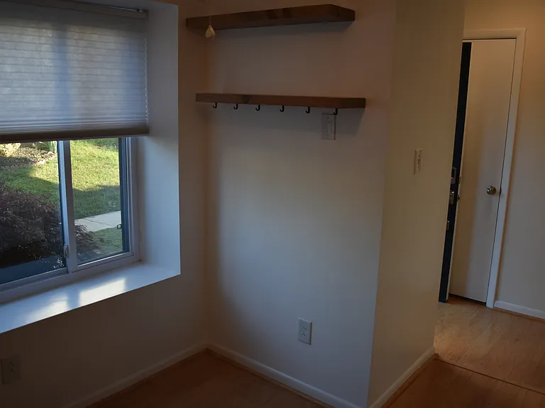 13351 Fones Pl — Photo 3