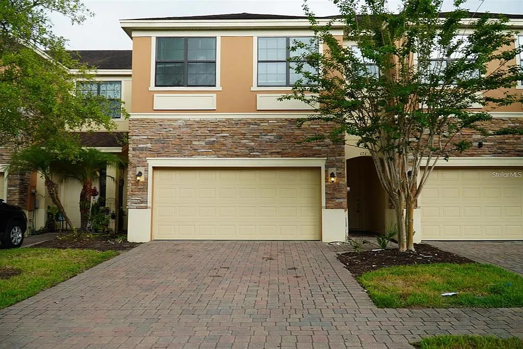 4 bed, 2.5 bath, 1709 sqft, $2,250 — Photo 1