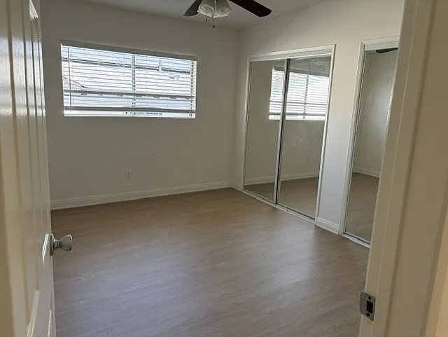 1802 Marshallfield Ln — Photo 1