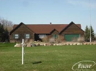 4554 Silver Lake Rd, Linden, MI 48451