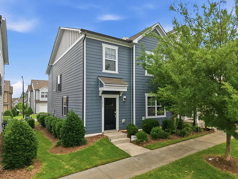 1417 Merrion Ave — Photo 46