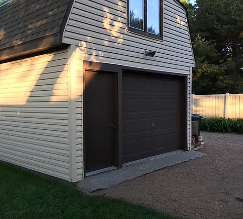 3rd Garage 