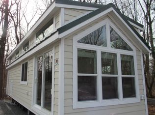 Sun Retreats Lancaster County, Narvon, PA 17555