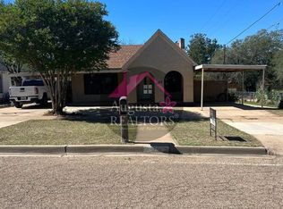 1209 Bawcom St #1/2, Sweetwater, TX 79556
