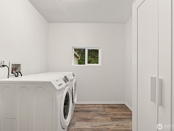 5th image of 1769 SE Crawford Road