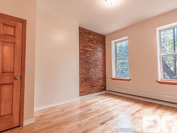 5th image of 126 Jefferson Ave #2I