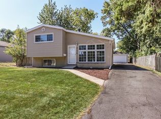 714 N 3rd Ave, Villa Park, IL 60181
