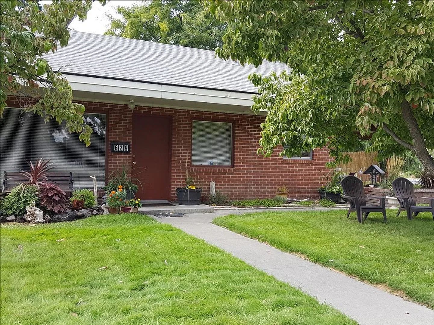 Adorable Single-Level with Washer/Dryer Hookups, Fenced Yard, & Carport! — Photo 1