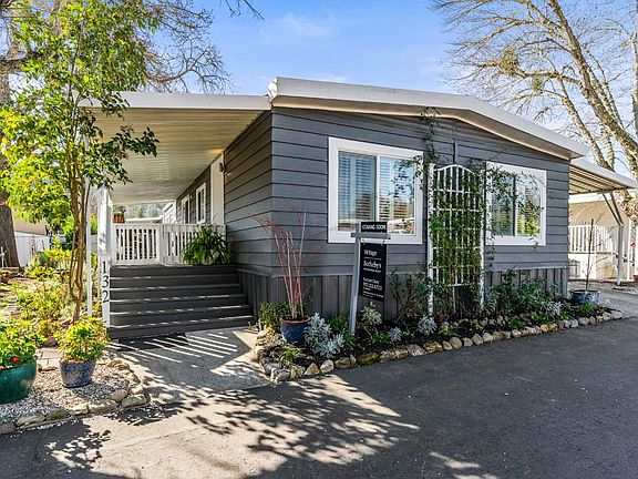3rd image of 2412 Foothill Blvd  #132 Boulevard #132