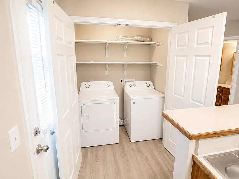 1306 Godas Dr — Photo 10