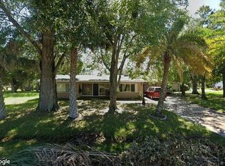 667 Gay Ave, Sebastian, FL 32958