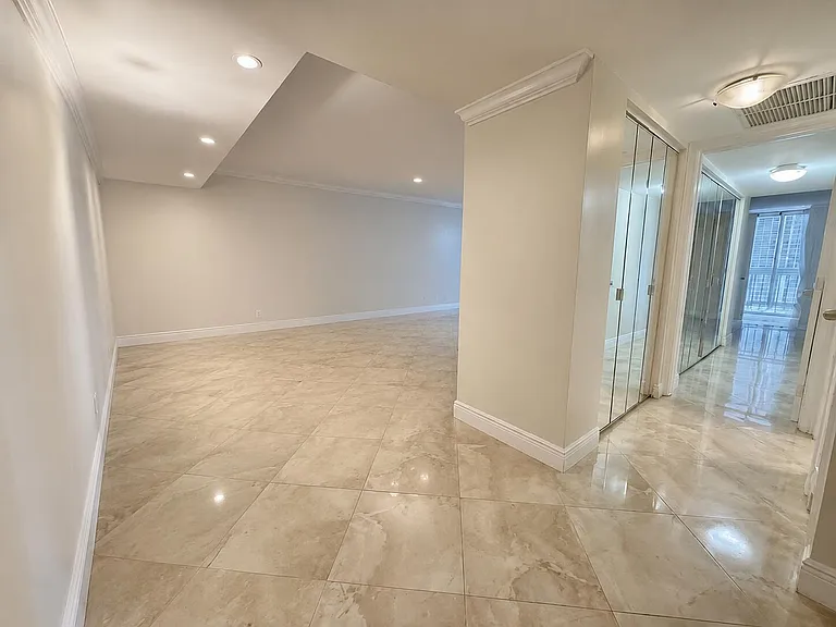1370 S Ocean Blvd #603 — Photo 3