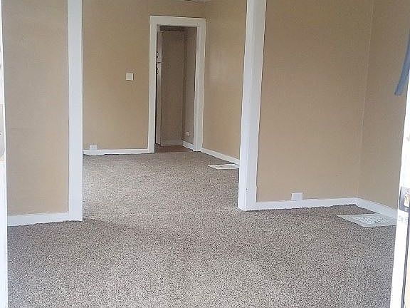 5th image of 886 E 150th St
