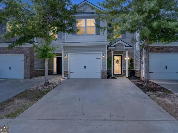 40 Cantle Dr, Richmond Hill, GA 31324