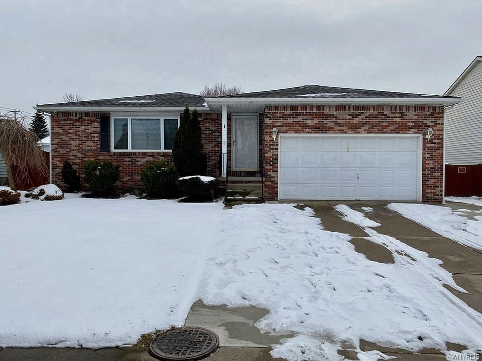 1st image of 1 Cherrywood Dr