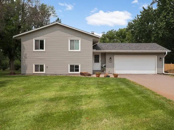 12420 Pineview Trl, Dayton, MN 55327