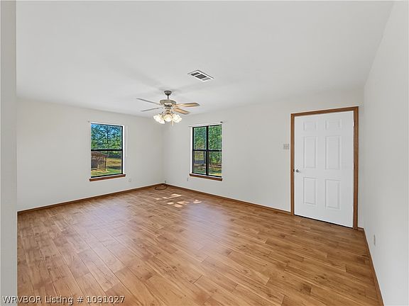 5th image of 17323 Potts Rd
