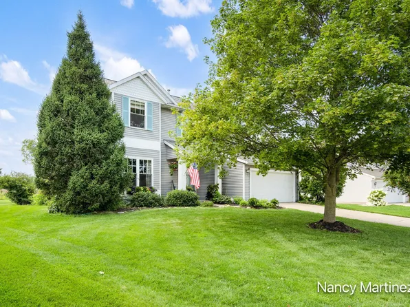 6935 Terra Cotta Dr SE, Caledonia, MI 49316