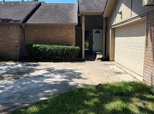1603 Chestnut Ridge Rd, Humble, TX 77339