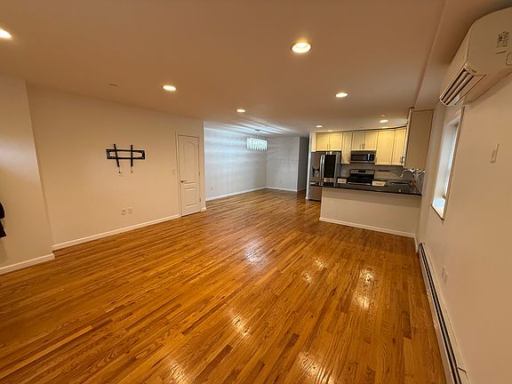 4th image of 1569 84th St #2A