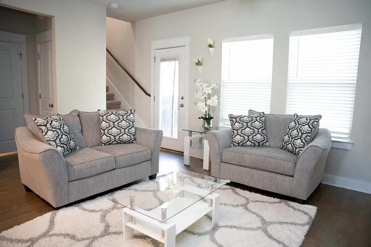 Building Photo - 13501 Metric Blvd #15