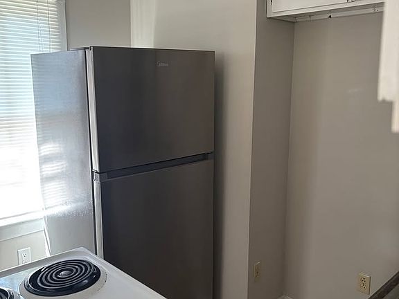 4th image of 359 Catawba St APT A
