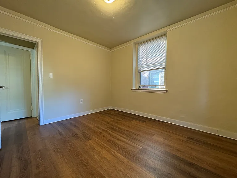84-107 Howe St #107A — Photo 11