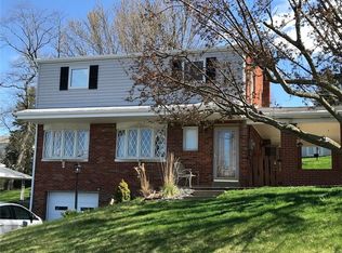 122 Benton Dr, Canonsburg, PA 15317