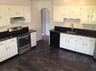 755 E Cherry Rd, Quakertown, PA 18951