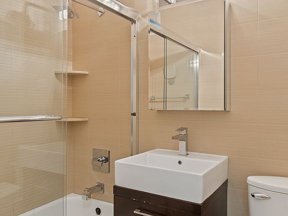 5th image of 345 E 73rd St APT 11E