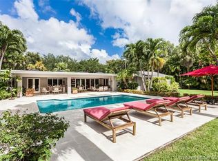 8125 SW 52nd Ave, Miami, FL 33143