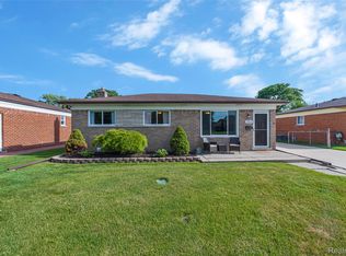 14914 Jenny Dr, Warren, MI 48088