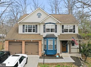 105 Dogwood Dr, Cross Junction, VA 22625