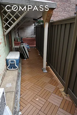 Rented by Compass | media 28