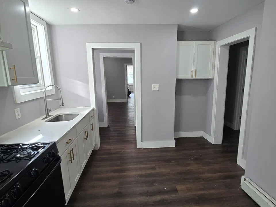 122 Orient Ave #2