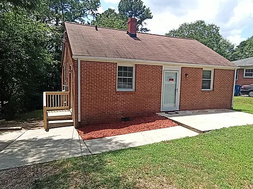 213 Red Oak Ave Photo 1