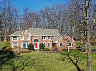 5 Topping Way, Chester, NJ 07930