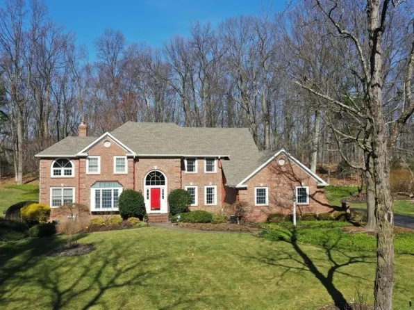 5 Topping Way, Chester Twp., NJ 07930
